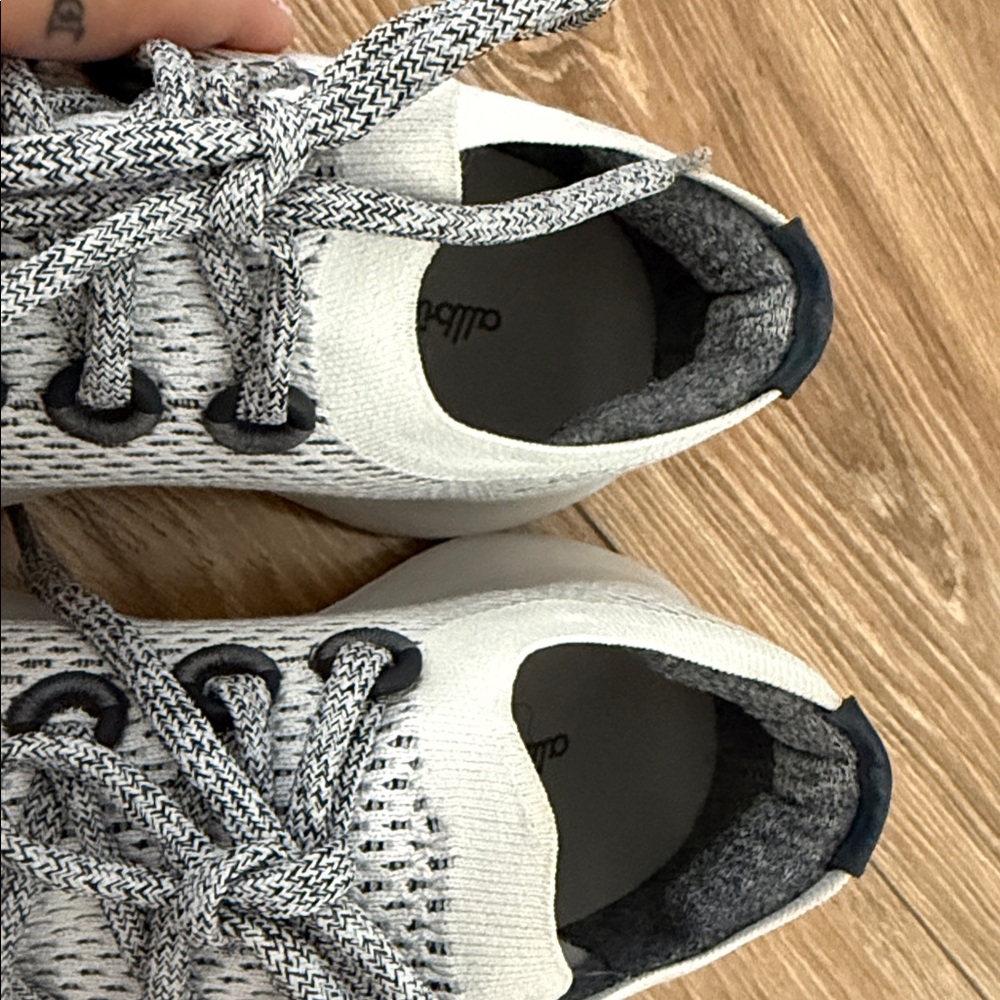 ALLBIRDS - Picture 4 of 6